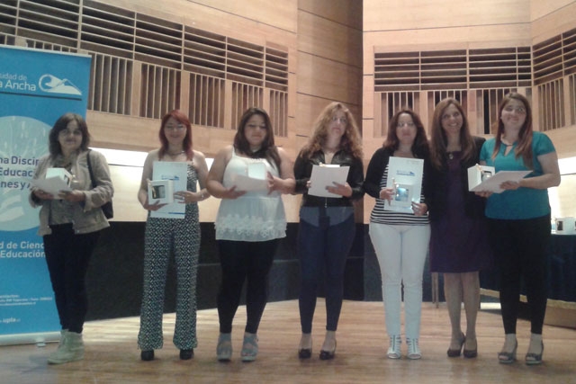 30 personas nivelaron sus estudios básicos y medios en la UPLA