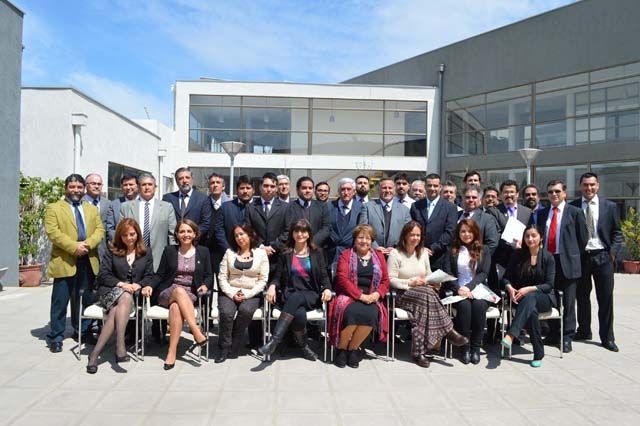 40 docentes de escuelas-cárceles de Colina 1 y 2 cursan pionero diplomado UPLA