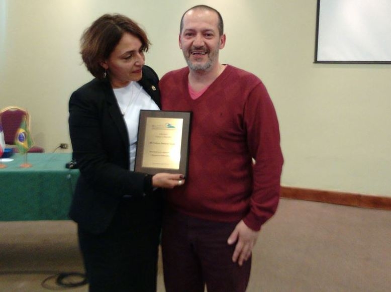 A Argentina partió premio Paulo Freire con Francisco José Scarfó